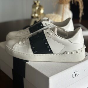 Valentino ROCKSTUD UNTITLED sneakers